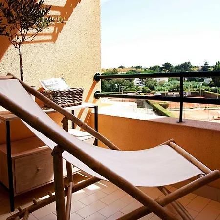 Carcavelos Near The Beach Apartment *