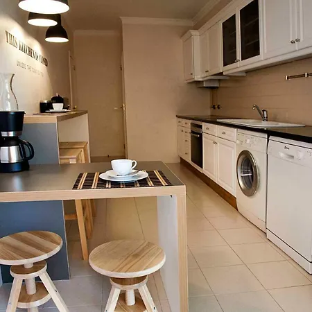 Carcavelos Near The Beach Apartment *