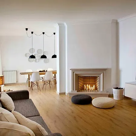 Apartment Carcavelos Near The Beach